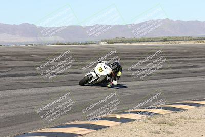 media/Jan-16-2026-CVMA Friday Practice (Fri) [[6f2bf47531]]/5-Racer 4-Trackday1/Session 2 (Bowl)/
